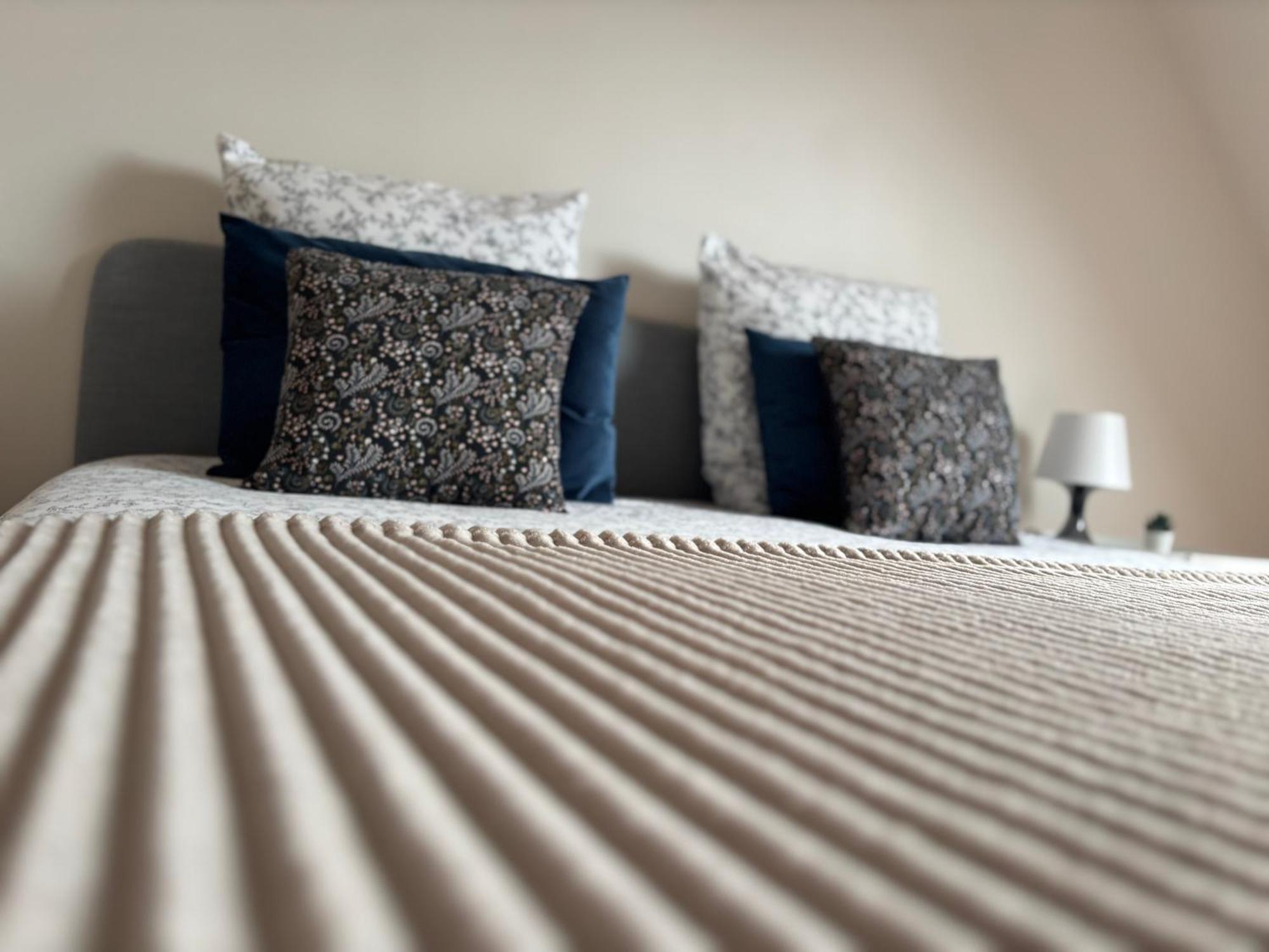 Maison Cosy Entre Paris Rouen Et Deauville Pont-de-l'Arche Екстер'єр фото
