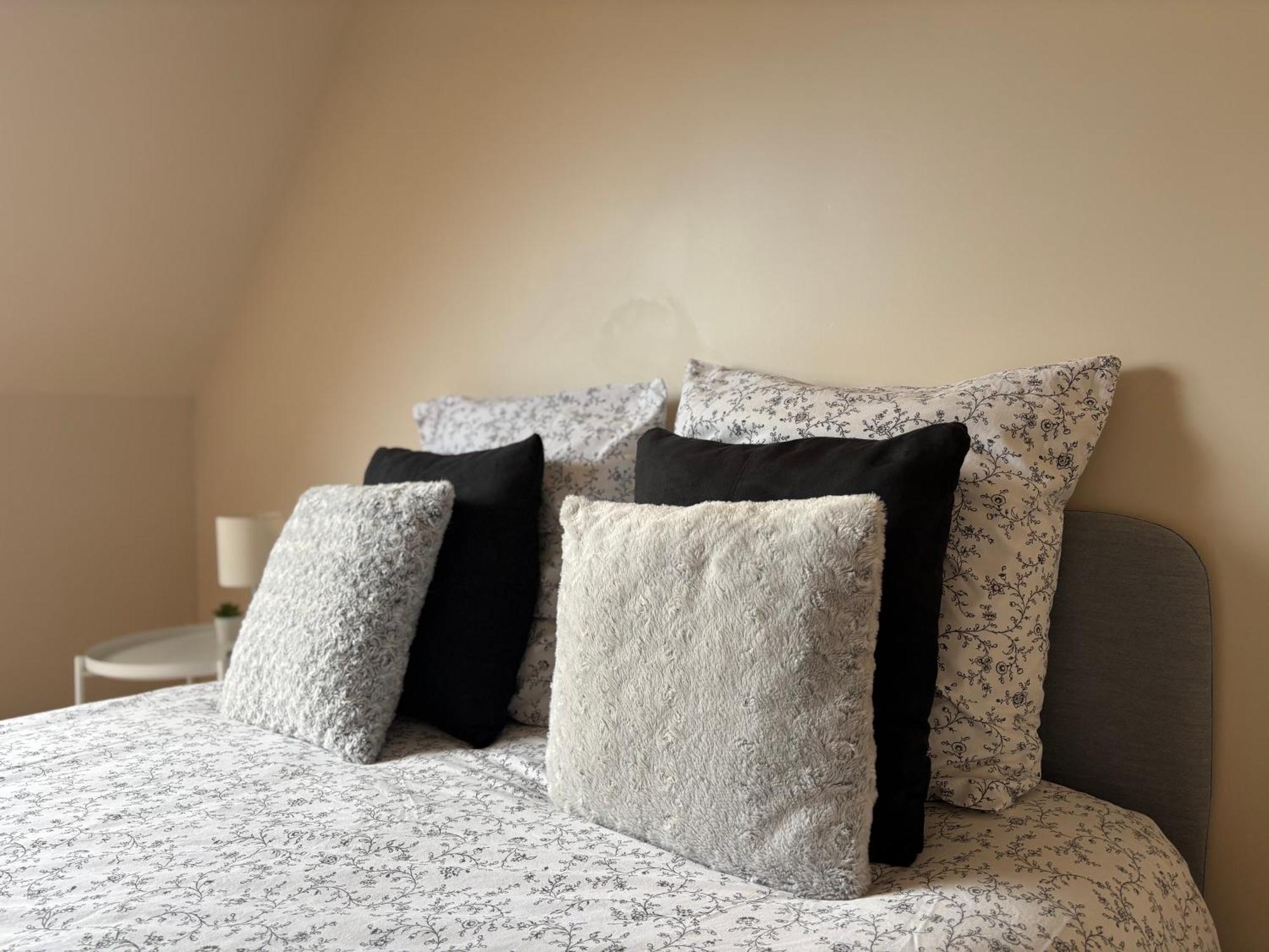 Maison Cosy Entre Paris Rouen Et Deauville Pont-de-l'Arche Екстер'єр фото
