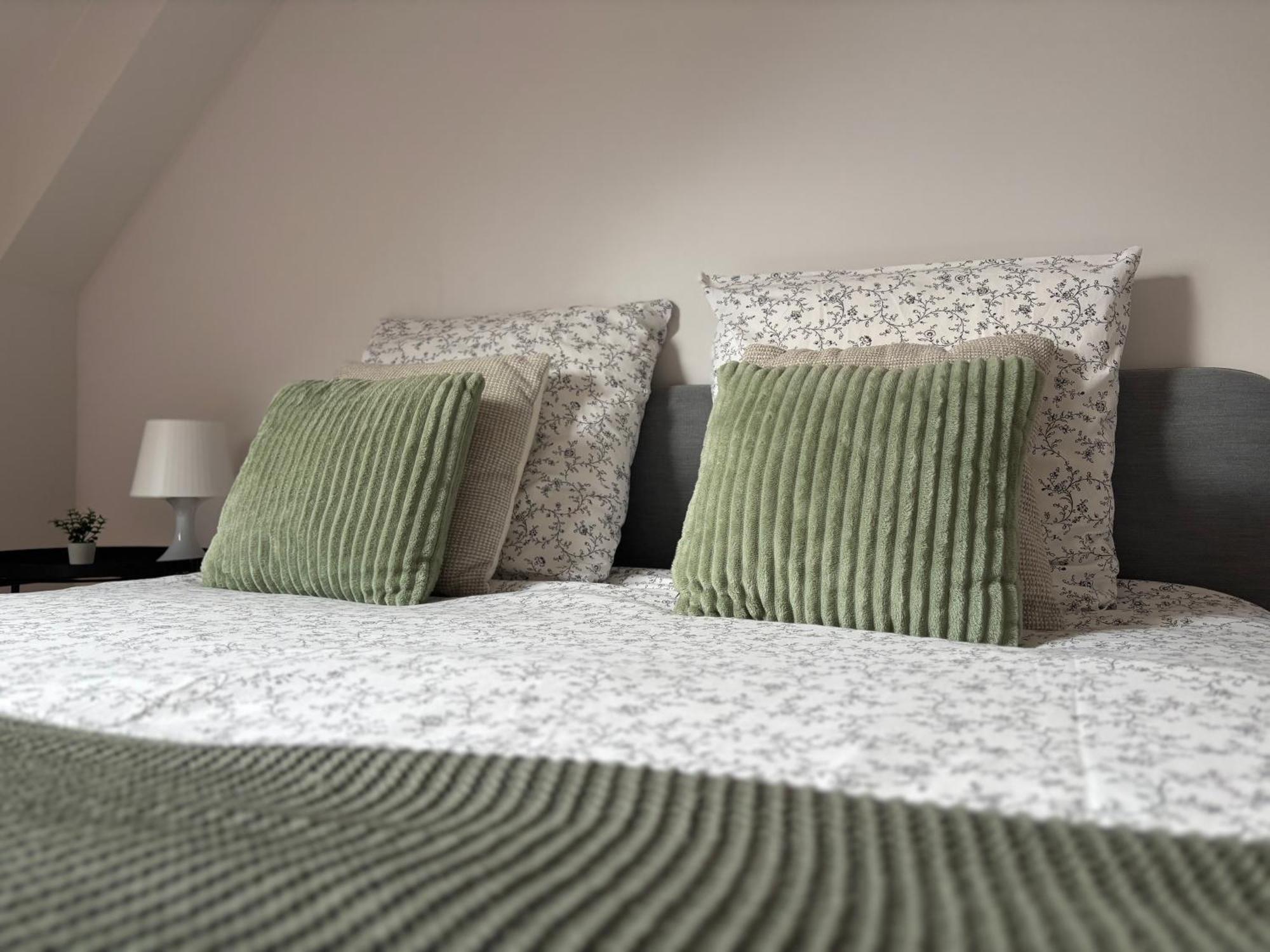 Maison Cosy Entre Paris Rouen Et Deauville Pont-de-l'Arche Екстер'єр фото